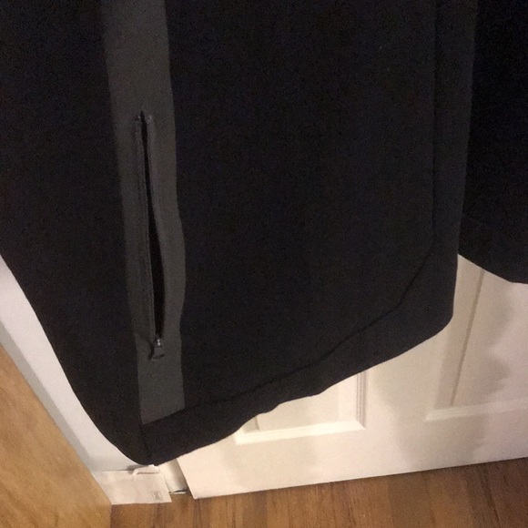 Adidas black vest new/not used - Picture 3 of 4